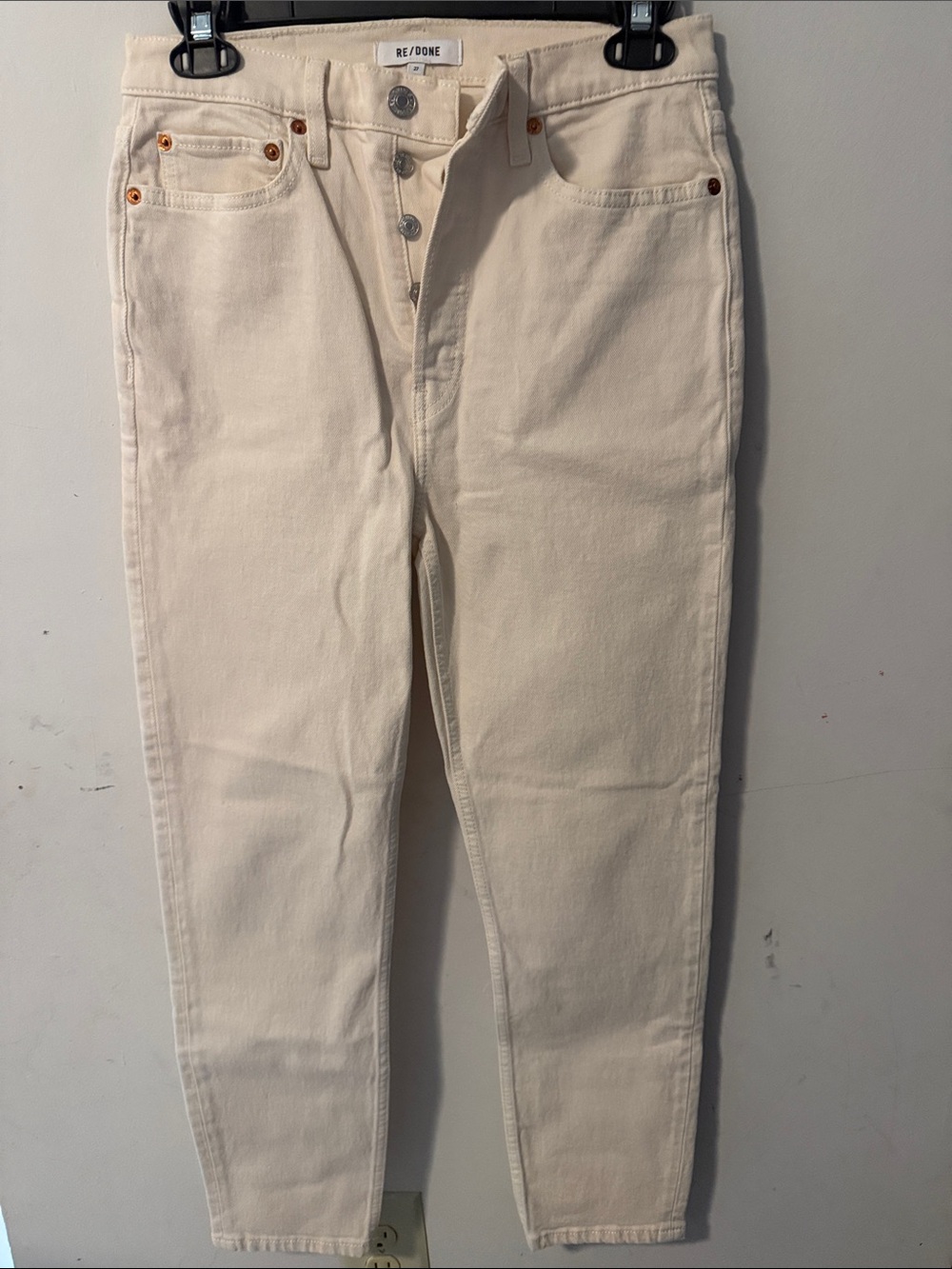 Re/Done women’s Slim Straight Jeans in Cream
